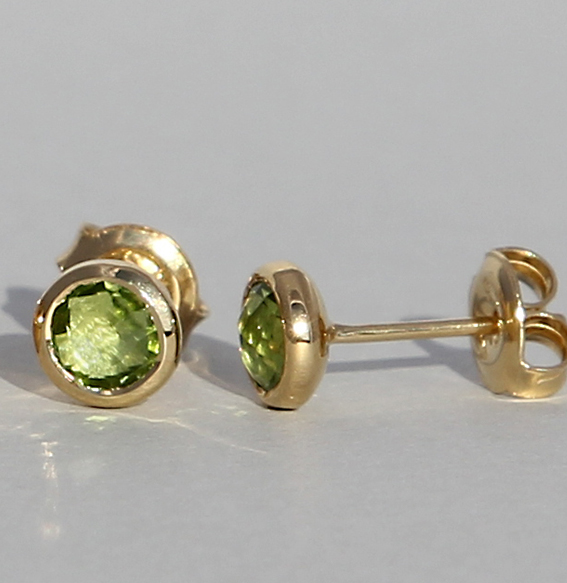 Campur goud op zilver oorknoppen Peridot - Afbeelding 2