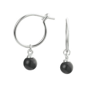 Zilveren oorringen met onyx hanger